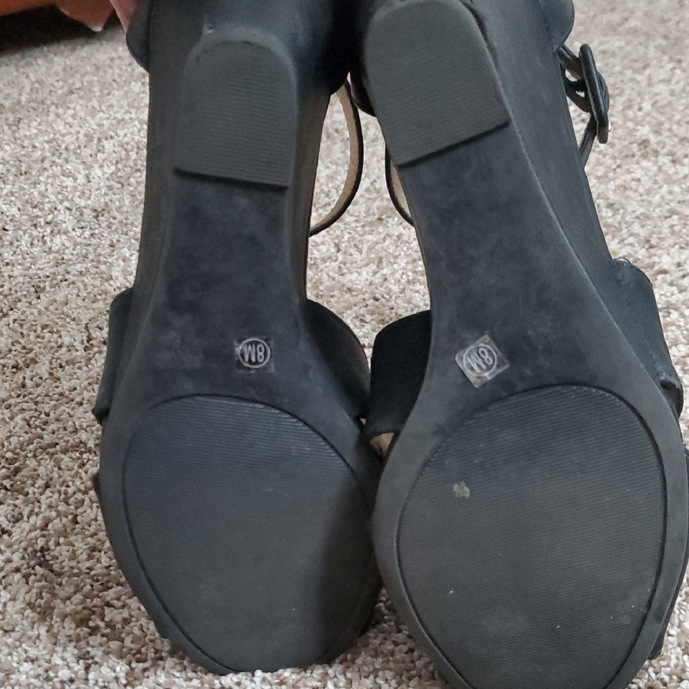Chinese Laundry Black Crisscross Heels –‎ Size 8 – Timeless & Versatile - Picture 5 of 5